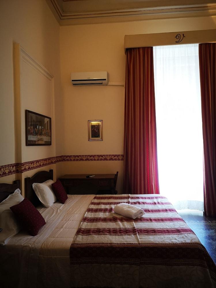 Valentino 3* Catania